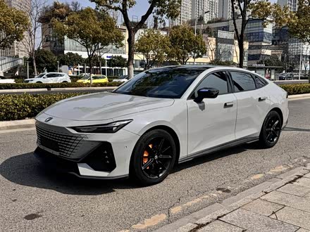 ݶֳ UNI-V 2022 1.5T ׿Խ