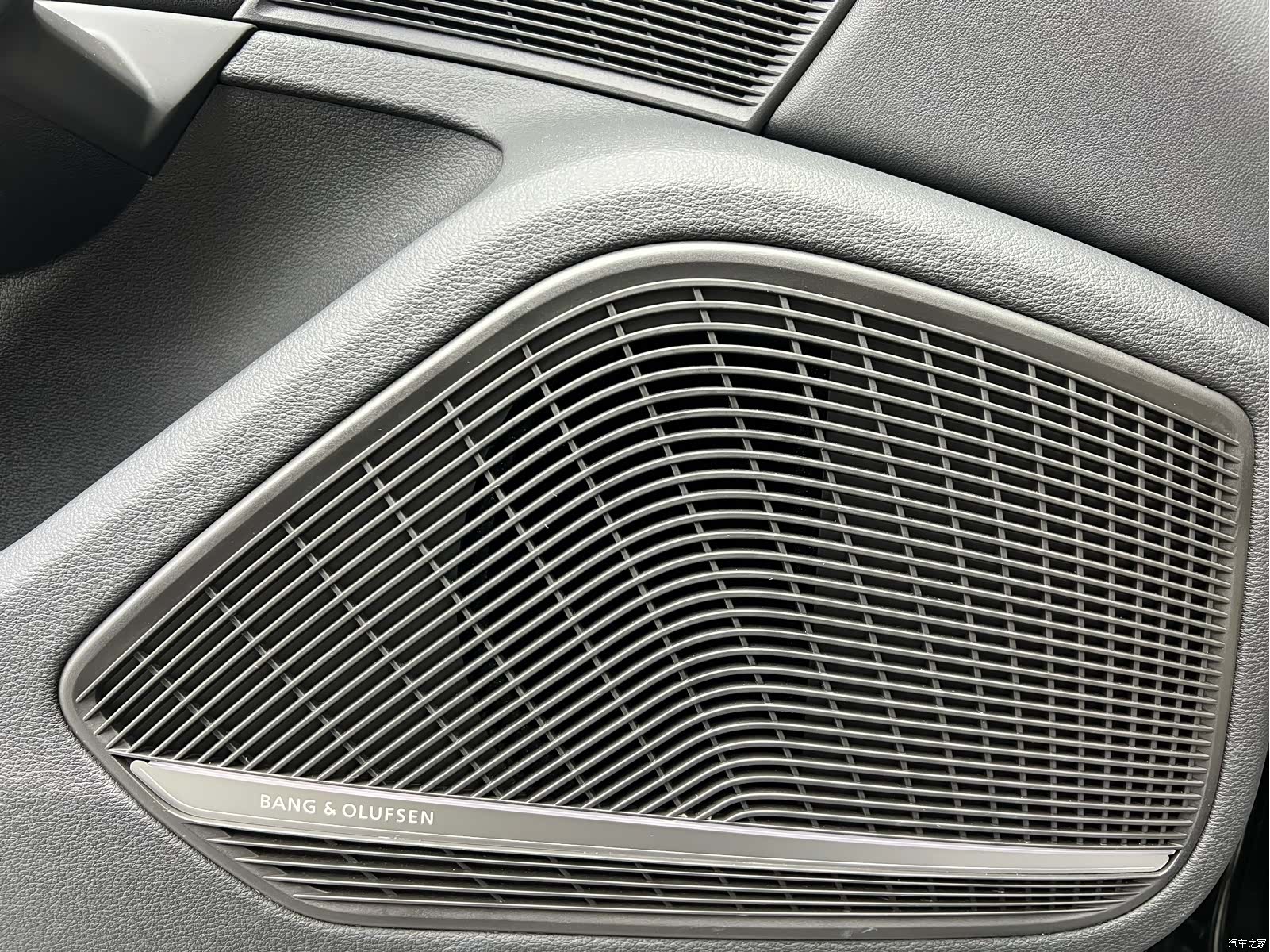 Audi A4L, 2024 4