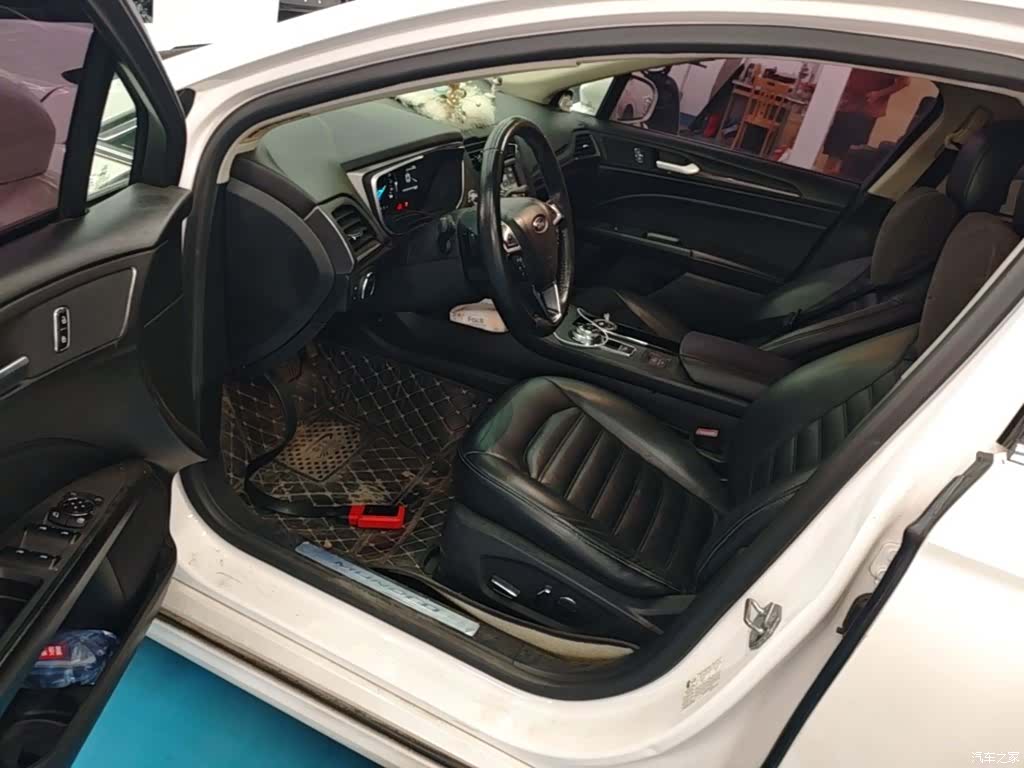 Ford Mondeo, 2017 16