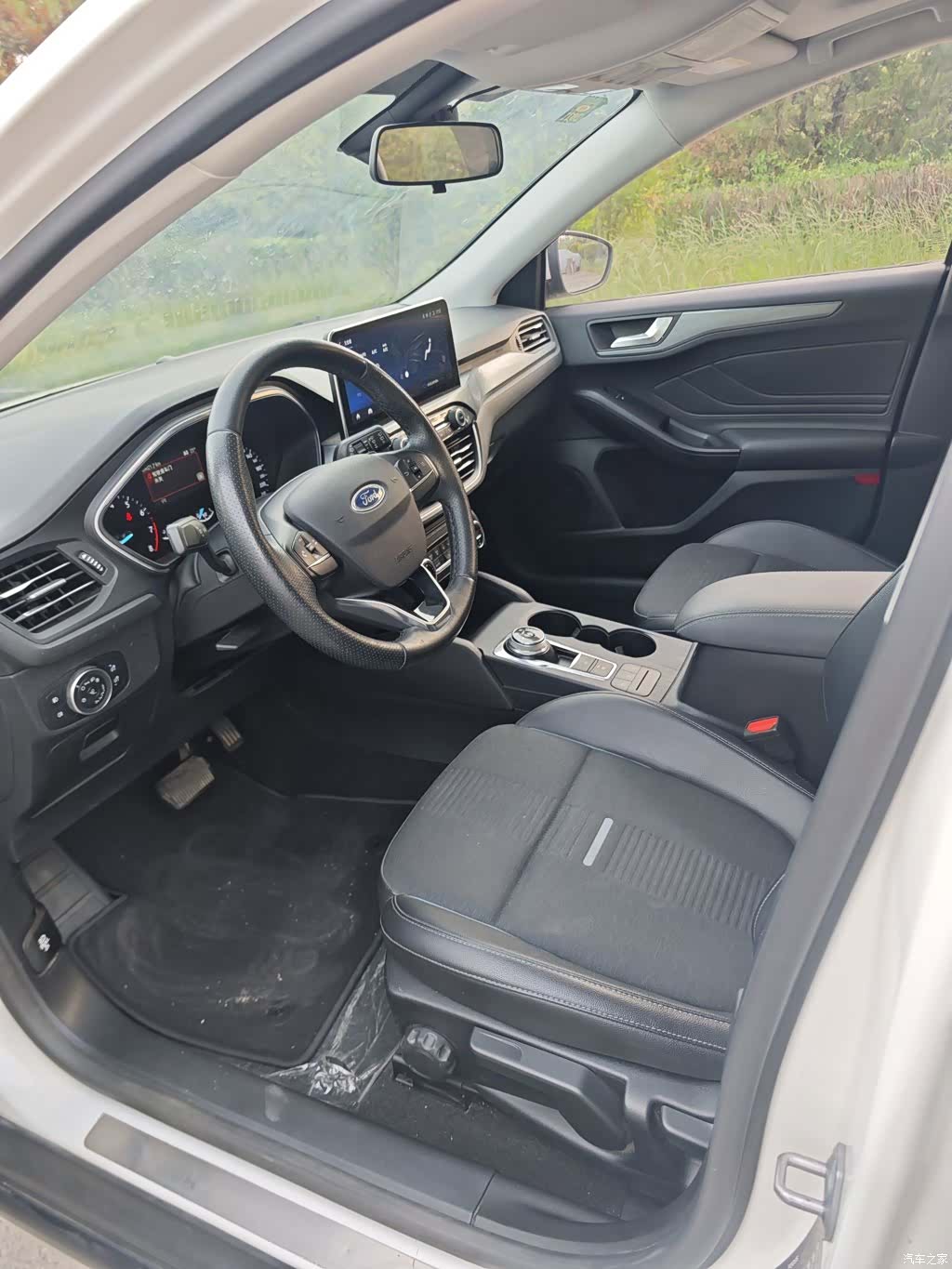Ford Focus, 2020 12