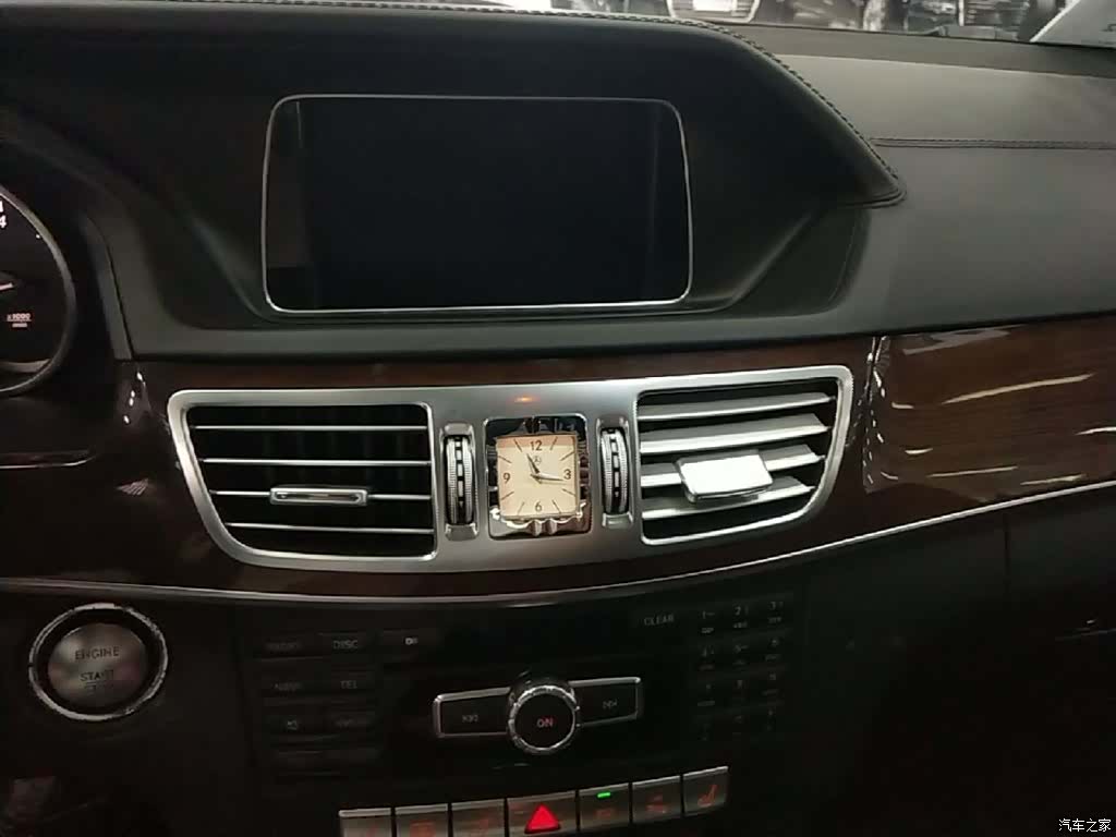 Mercedes-Benz E-Class, 2015 13