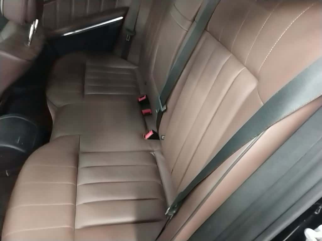 Mercedes-Benz E-Class, 2015 17