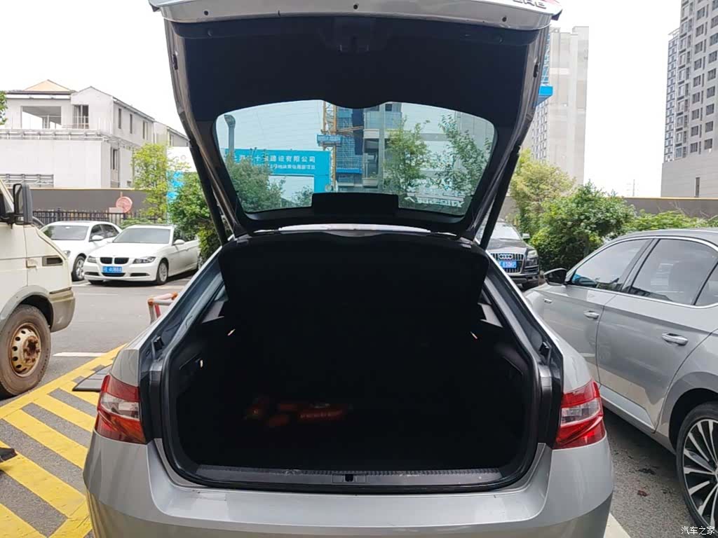 Skoda Superb, 2018 16