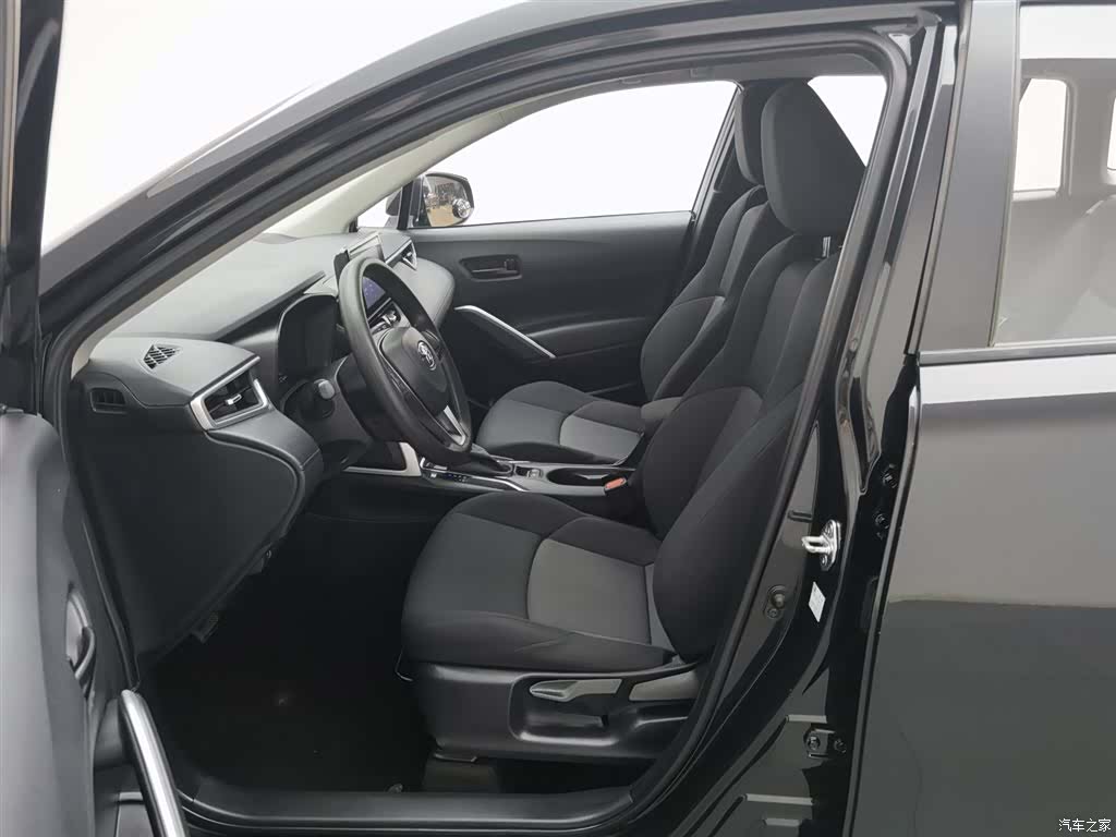 Toyota Frontlander, 2023 10