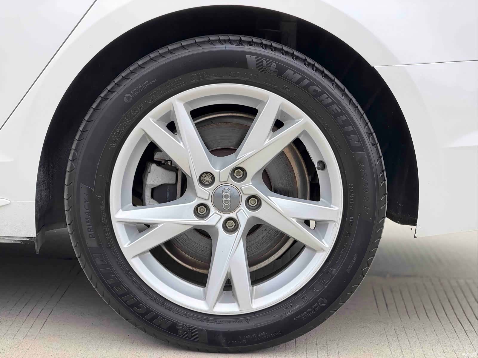 Audi A4L, 2017 21