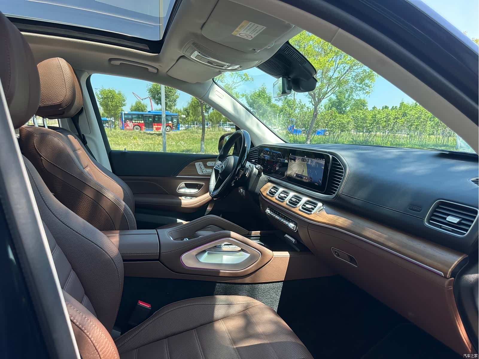 Mercedes-Benz GLS, 2024 9