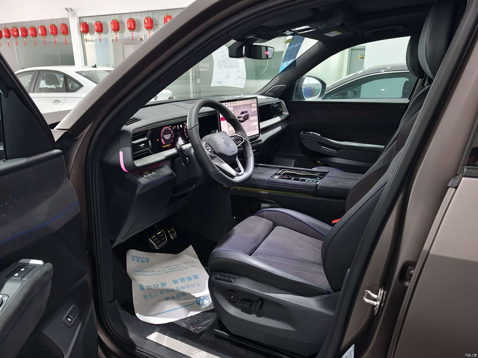 Volkswagen Teramont, 2025 4