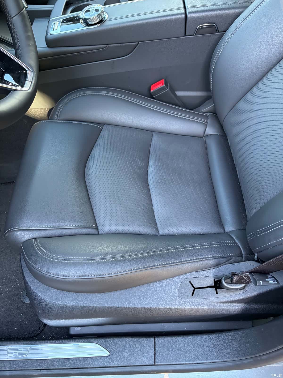 Cadillac CT6, 2025 17