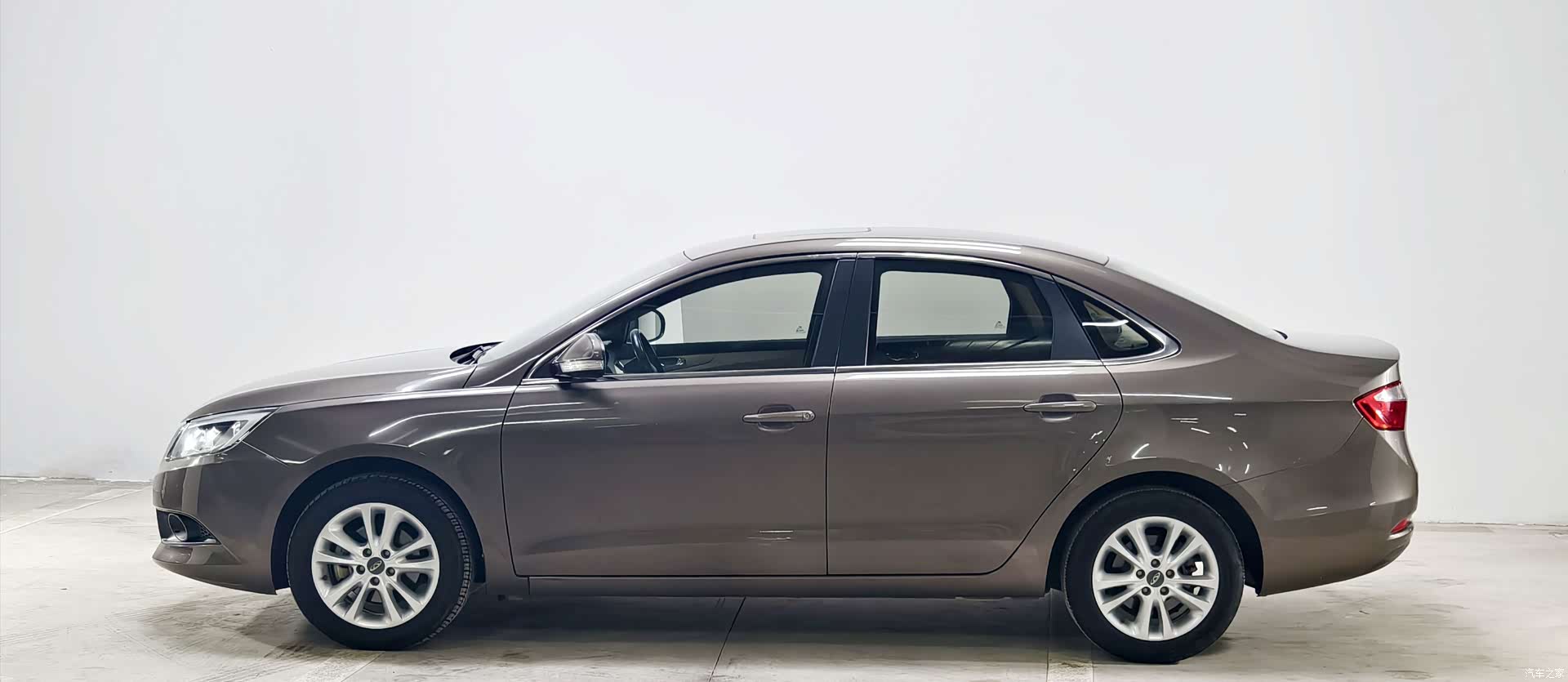 Chery 7, 2015 7