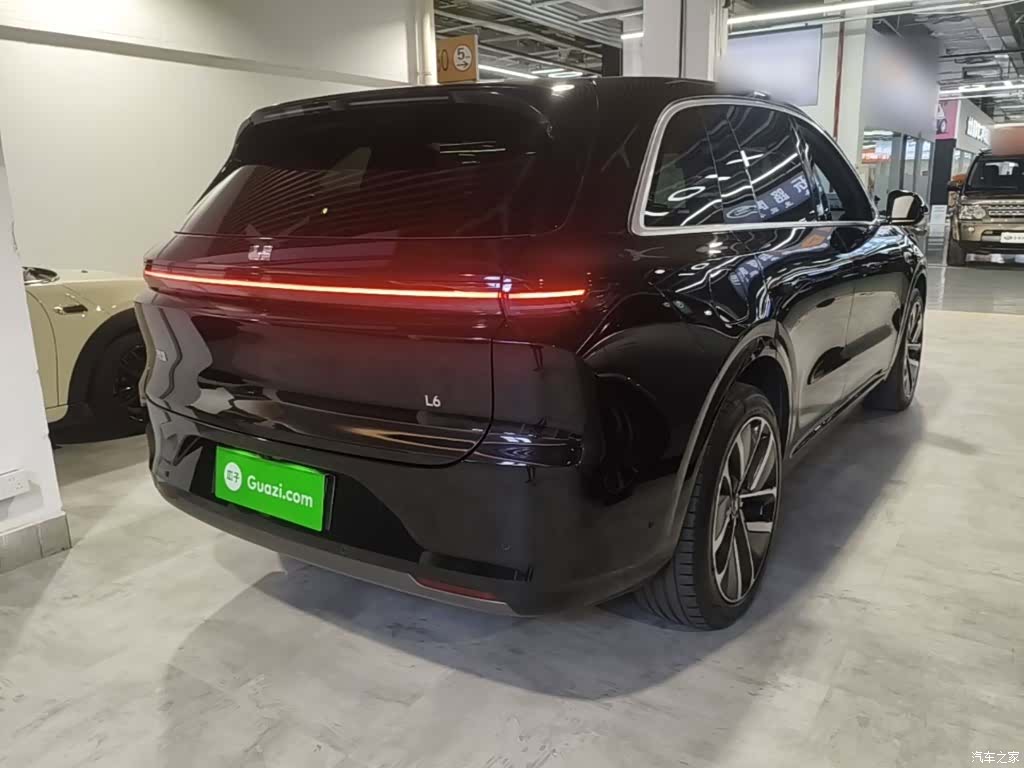 Li Auto L6, 2025 7