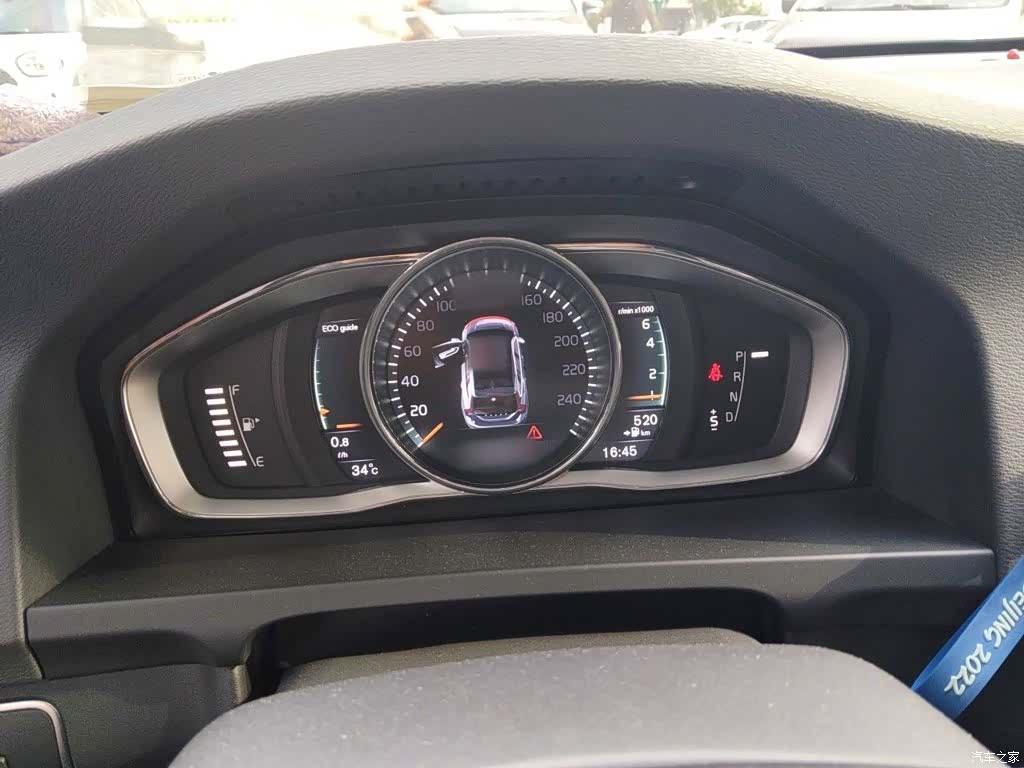 Volvo V60, 2016 4
