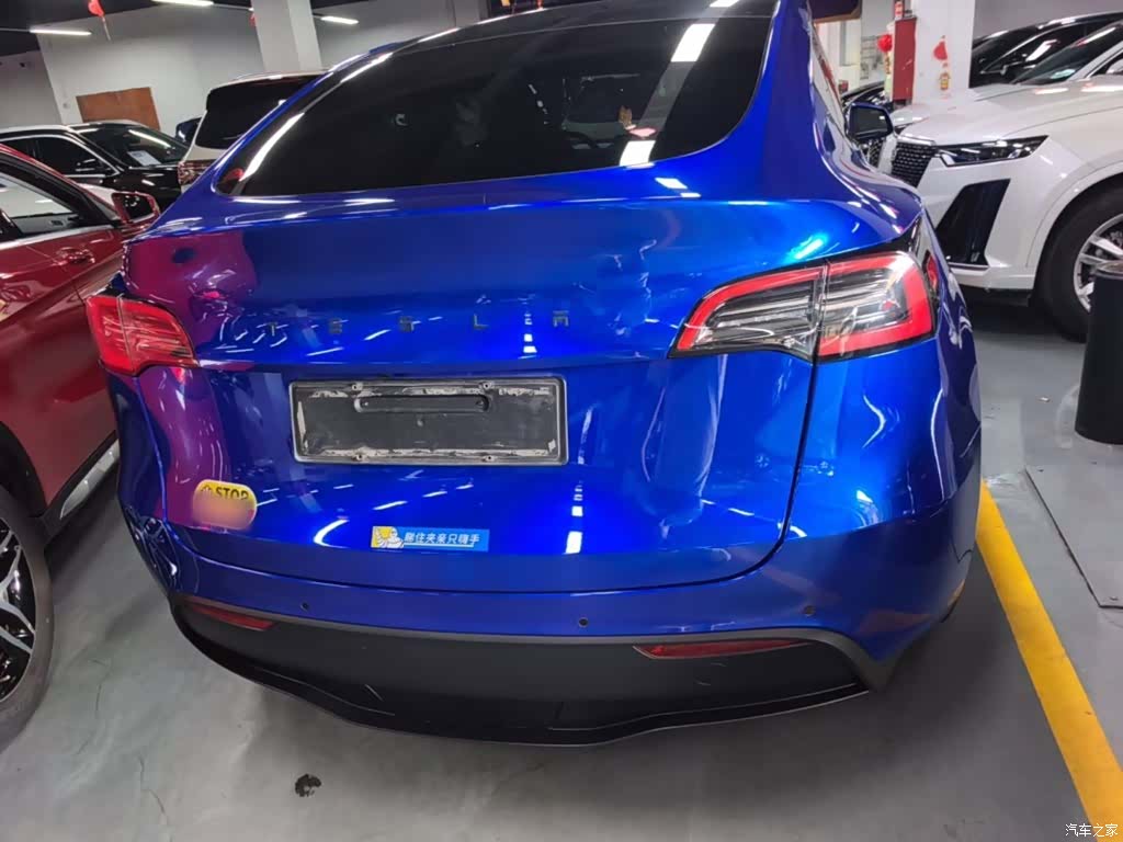 Tesla Model Y, 2021 4