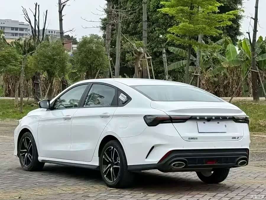Geely Binray, 2023 7