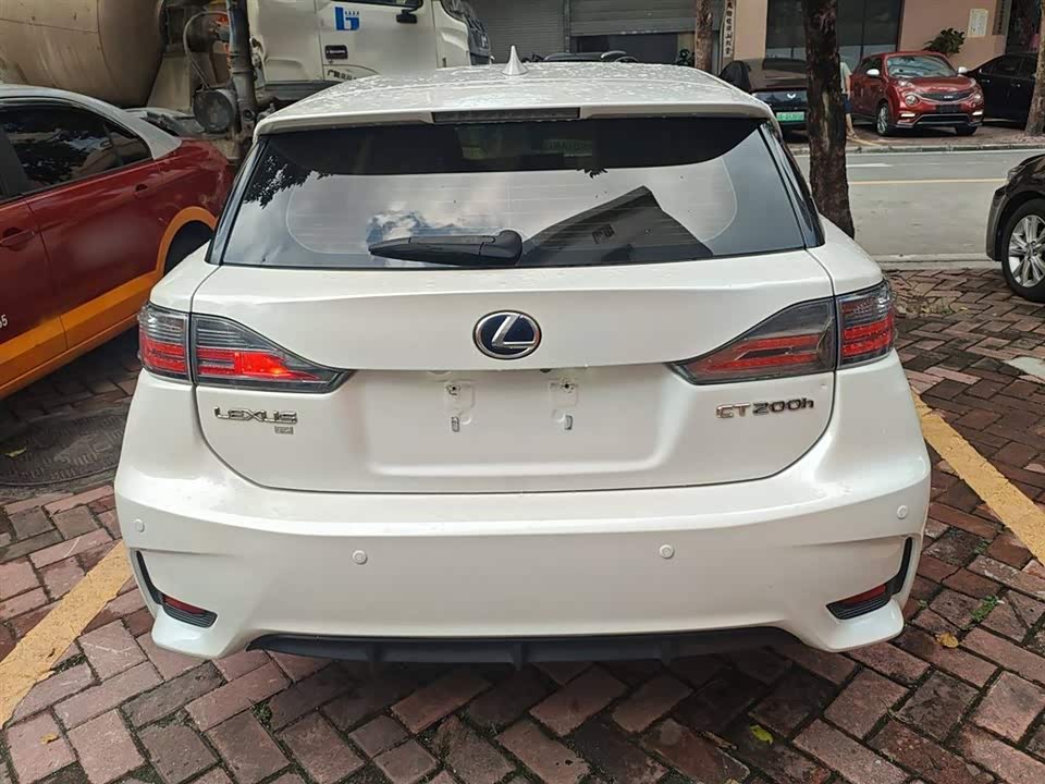 Lexus CT
