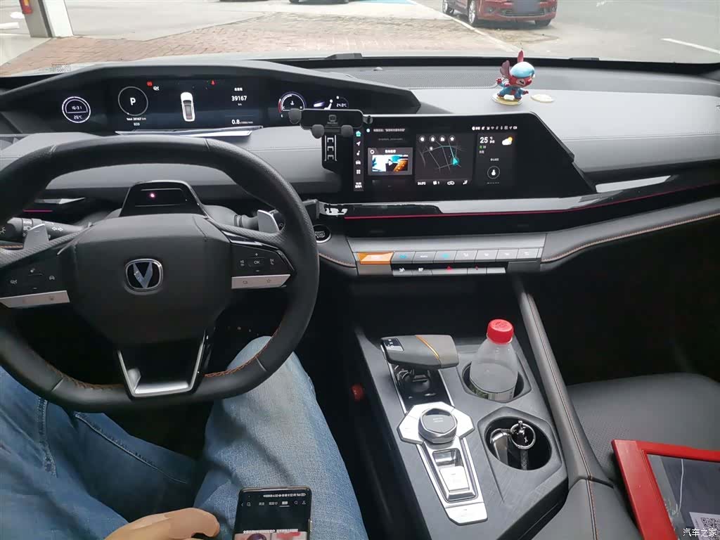 Changan UNI-V, 2022 6