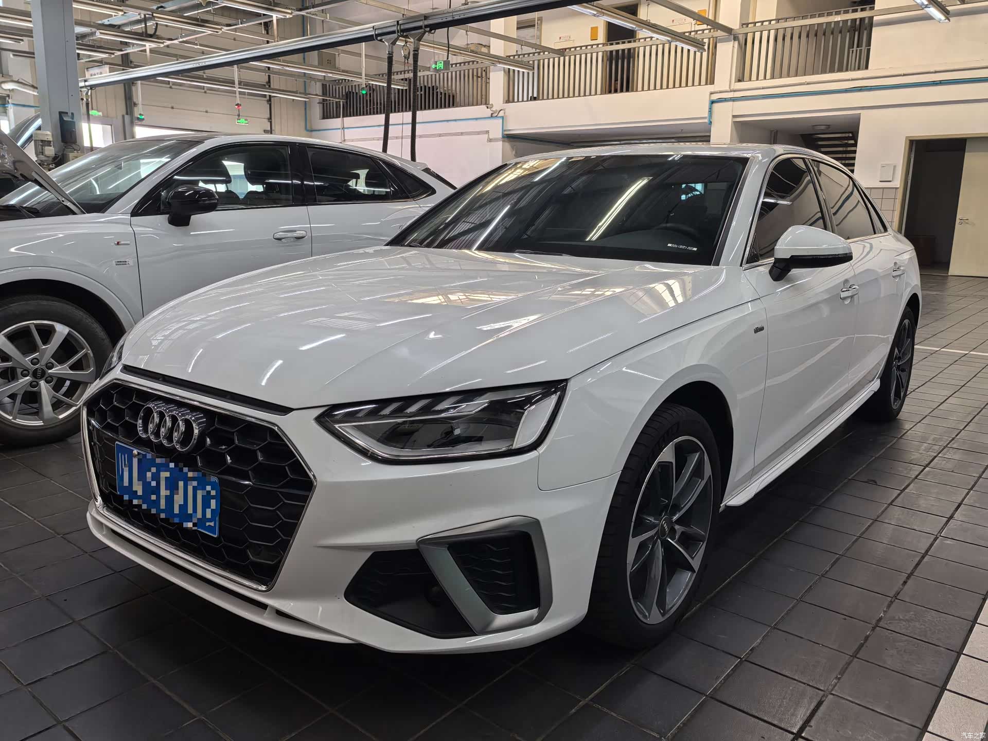 Audi A4L, 2020 1