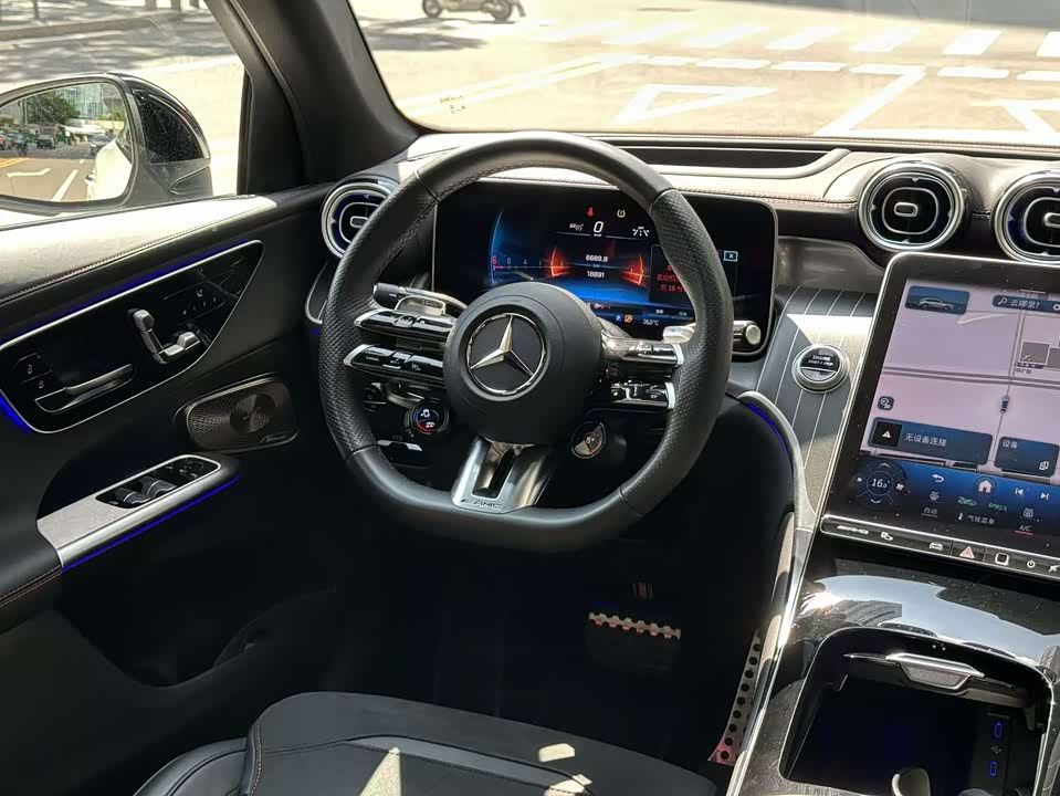 Mercedes-Benz GLC AMG