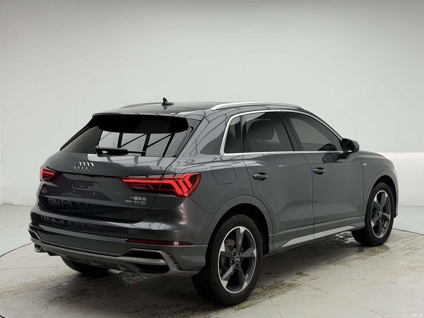Audi Q3, 2023 4