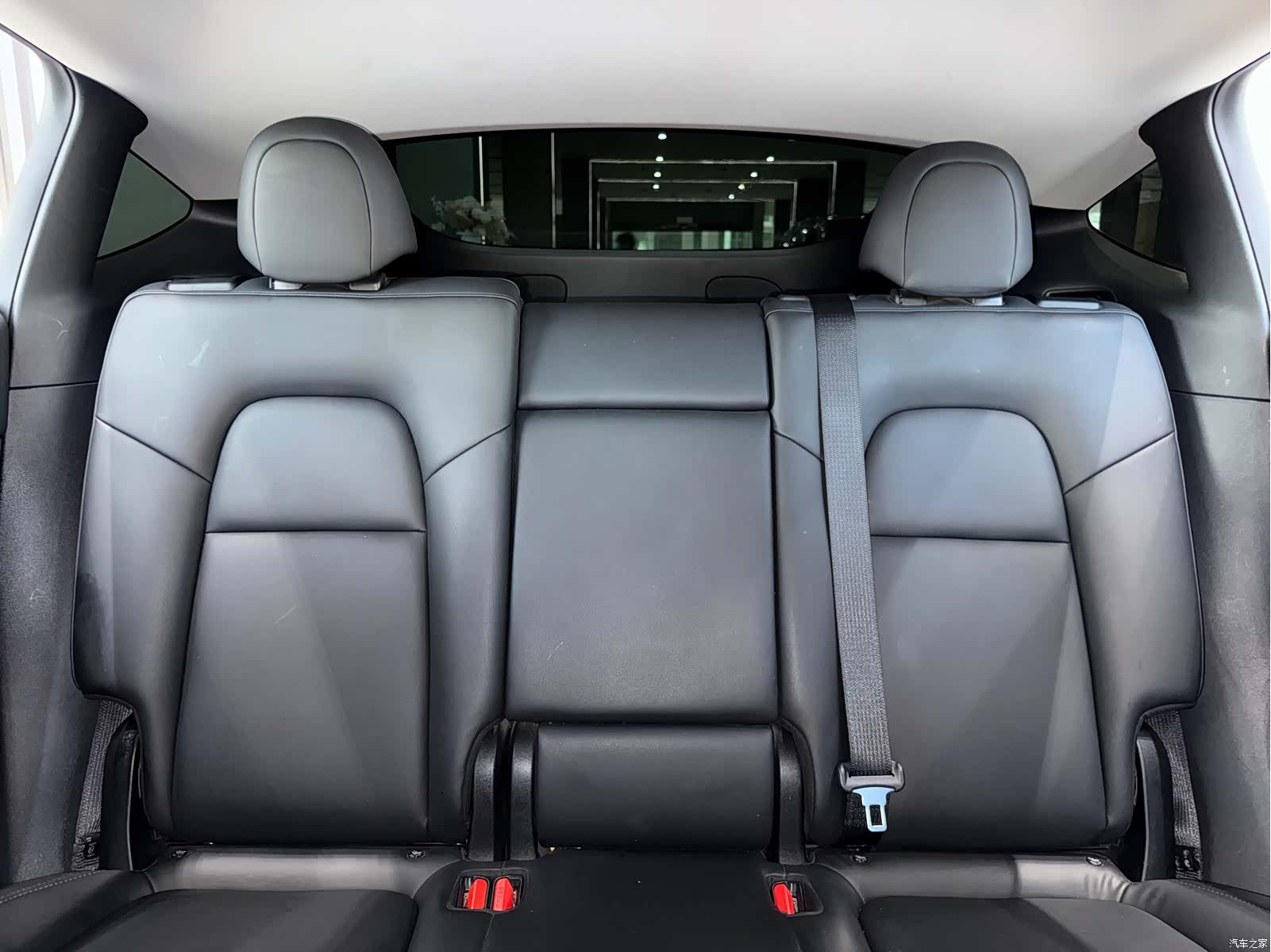 Tesla Model Y, 2021 6