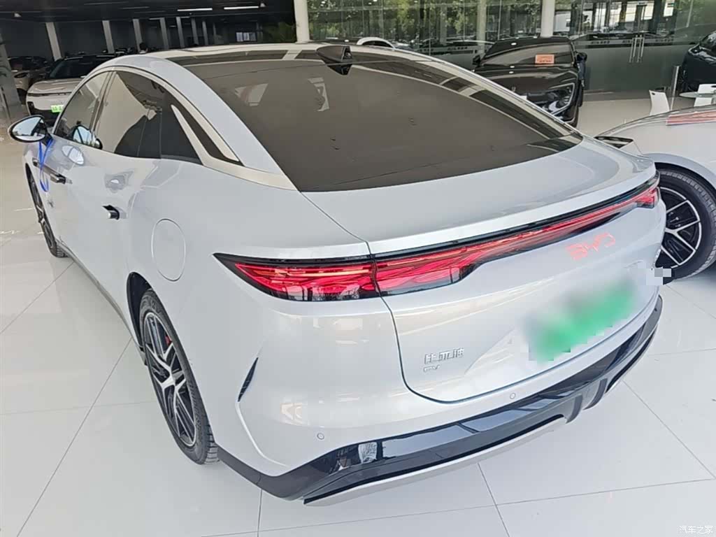 BYD Han, 2025 все фото