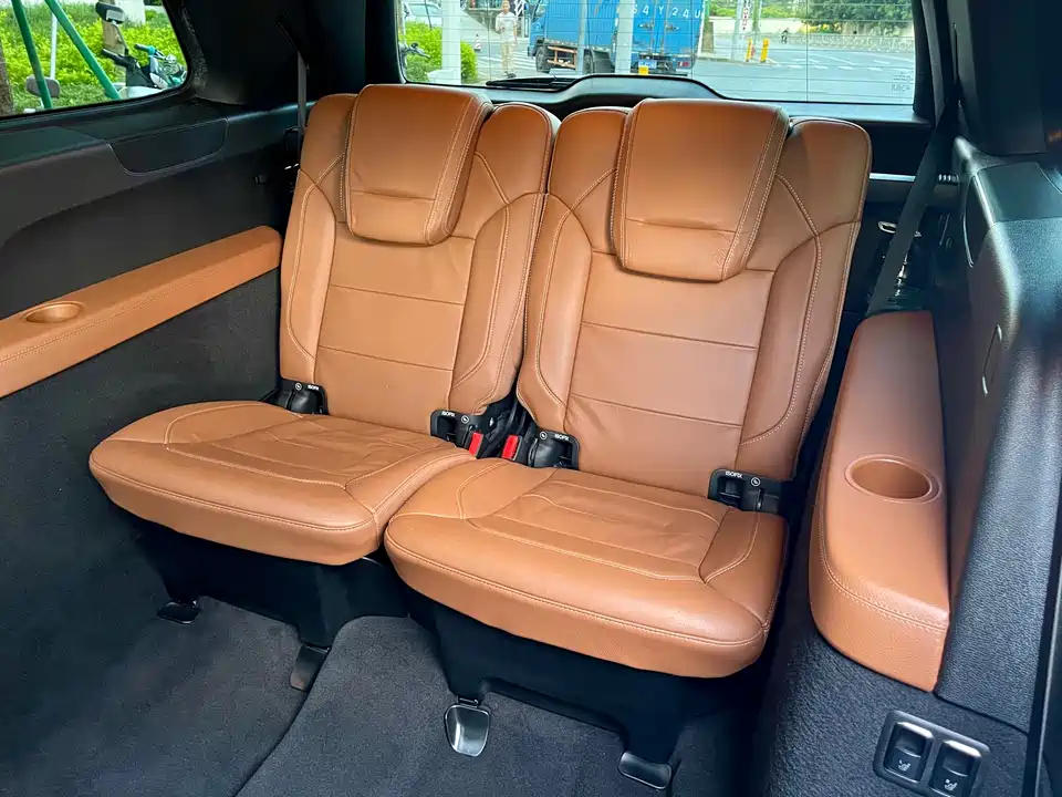 Mercedes-Benz GLS Mercedes-Benz GLS