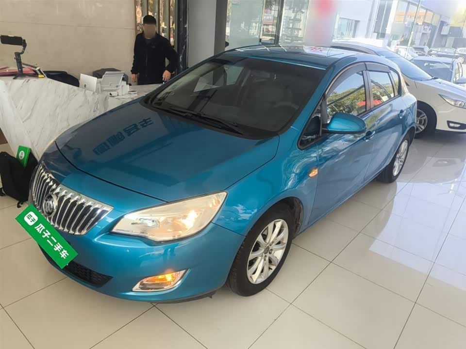 Buick Yinglang