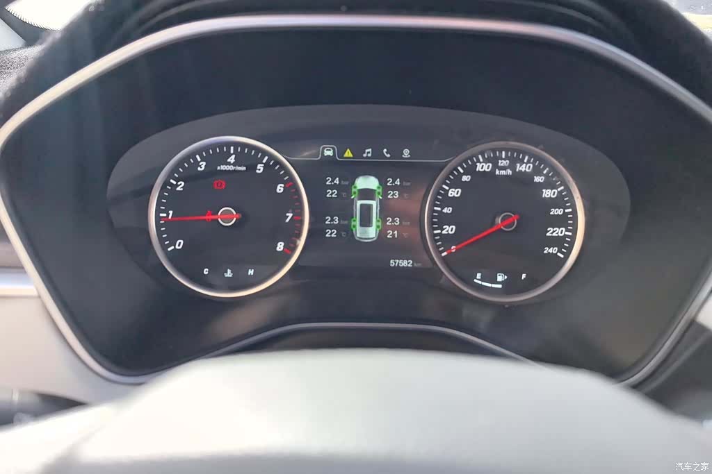 Wuling 530, 2018 13