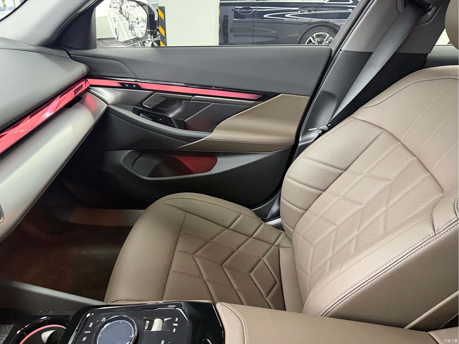 BMW 5 Series, 2025 9