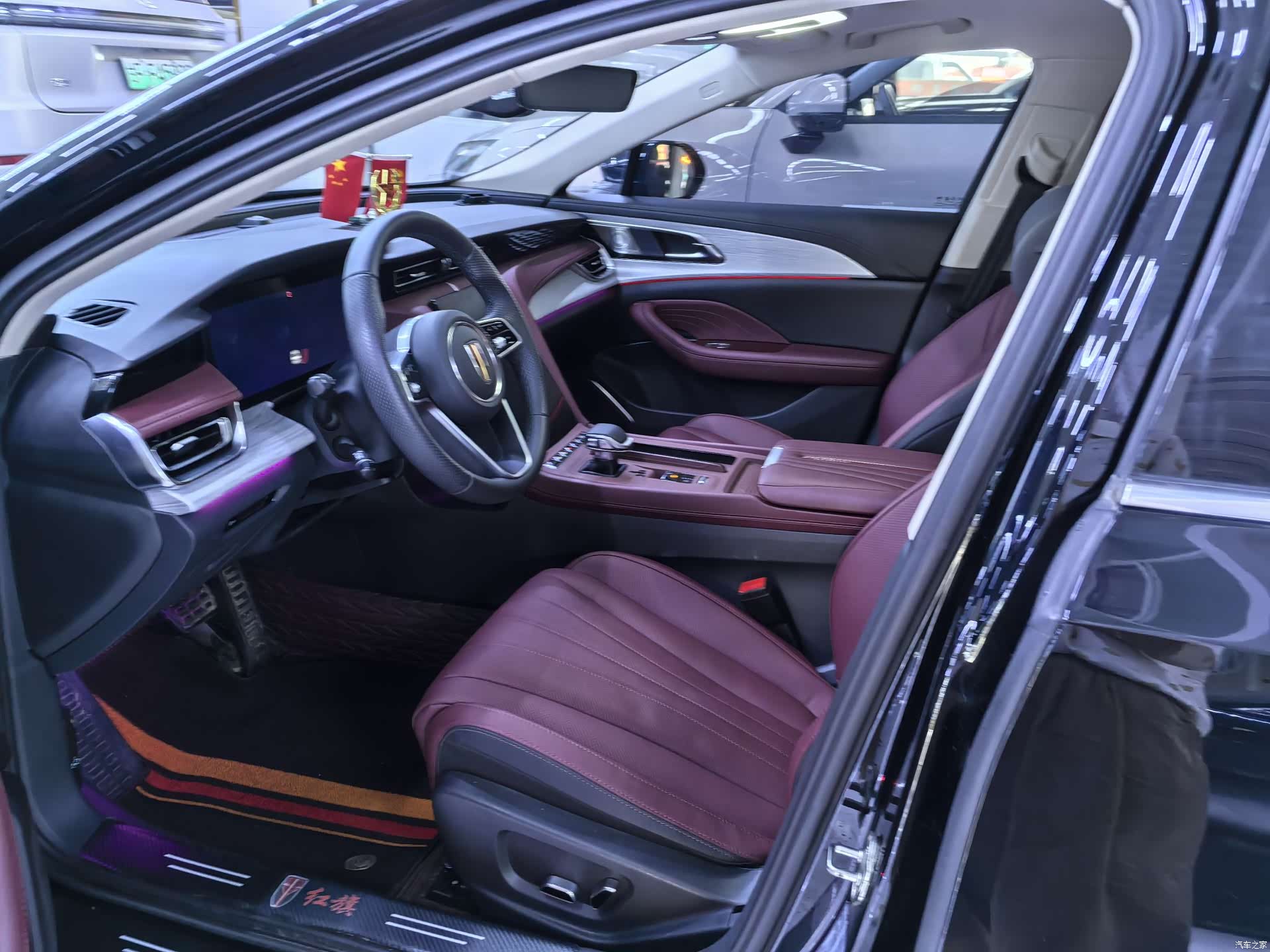 Hongqi H5, 2025 7
