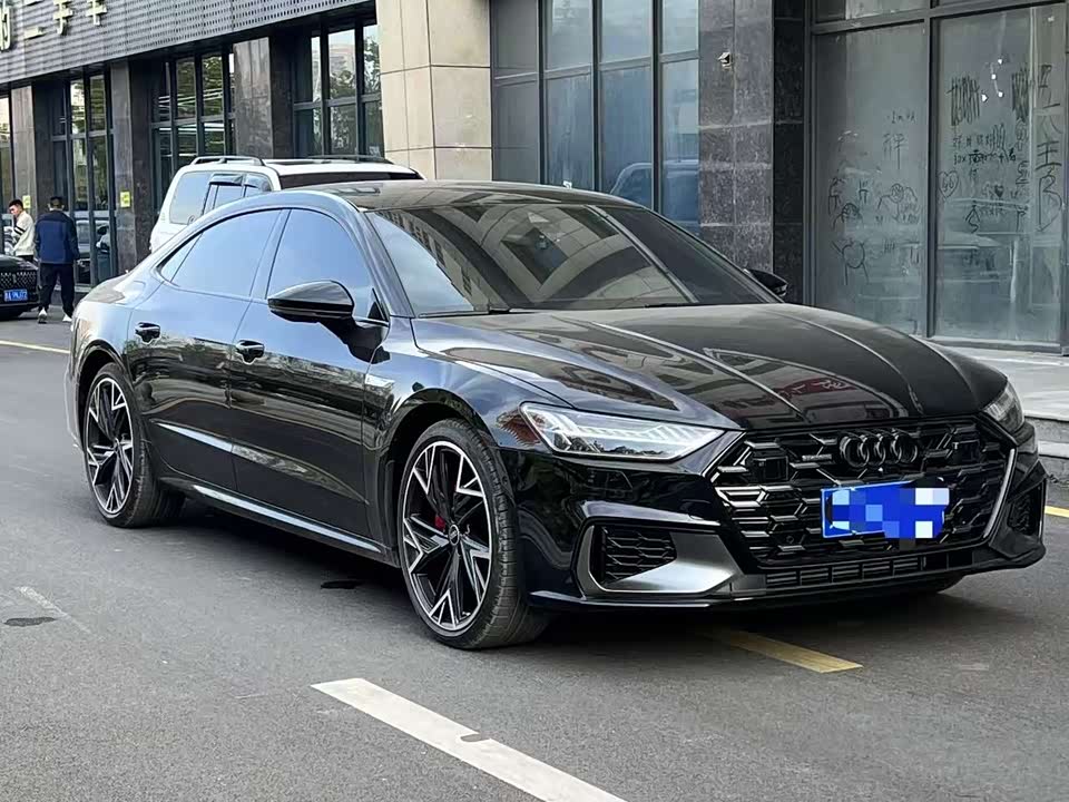 Audi A7L