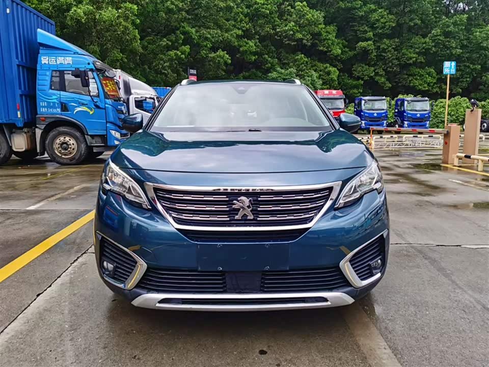 Peugeot 5008