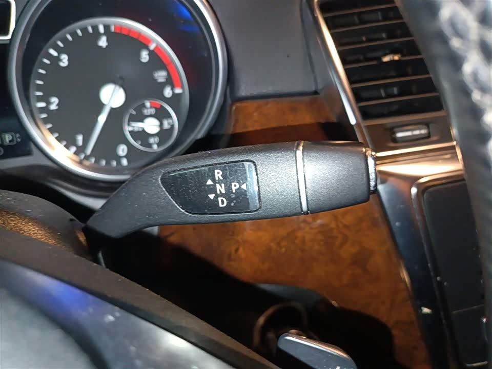 Mercedes-Benz GL grade