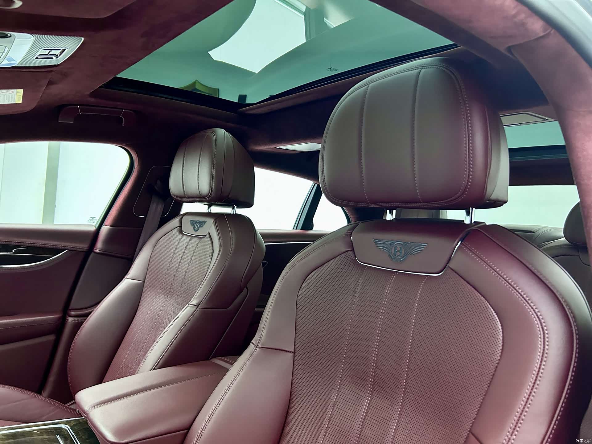 Bentley Flying Spur, 2022 7