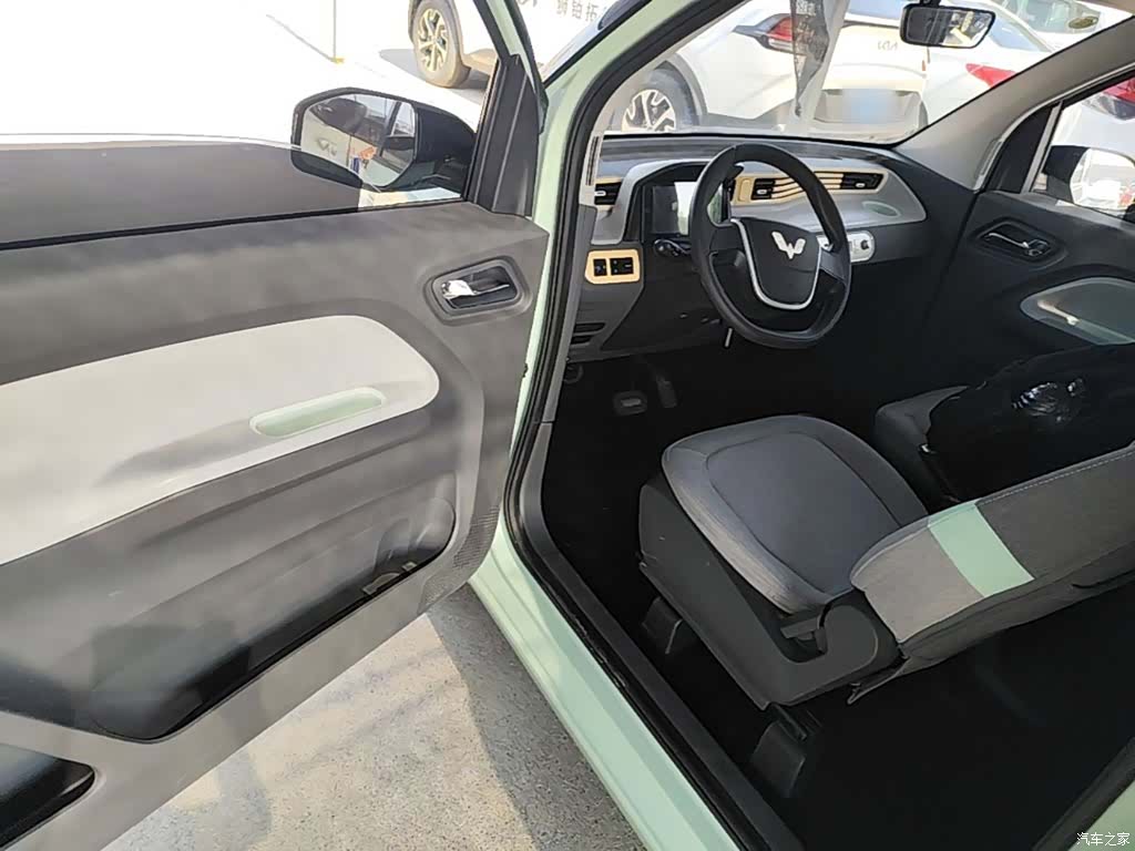 Wuling MINIEV, 2021 16
