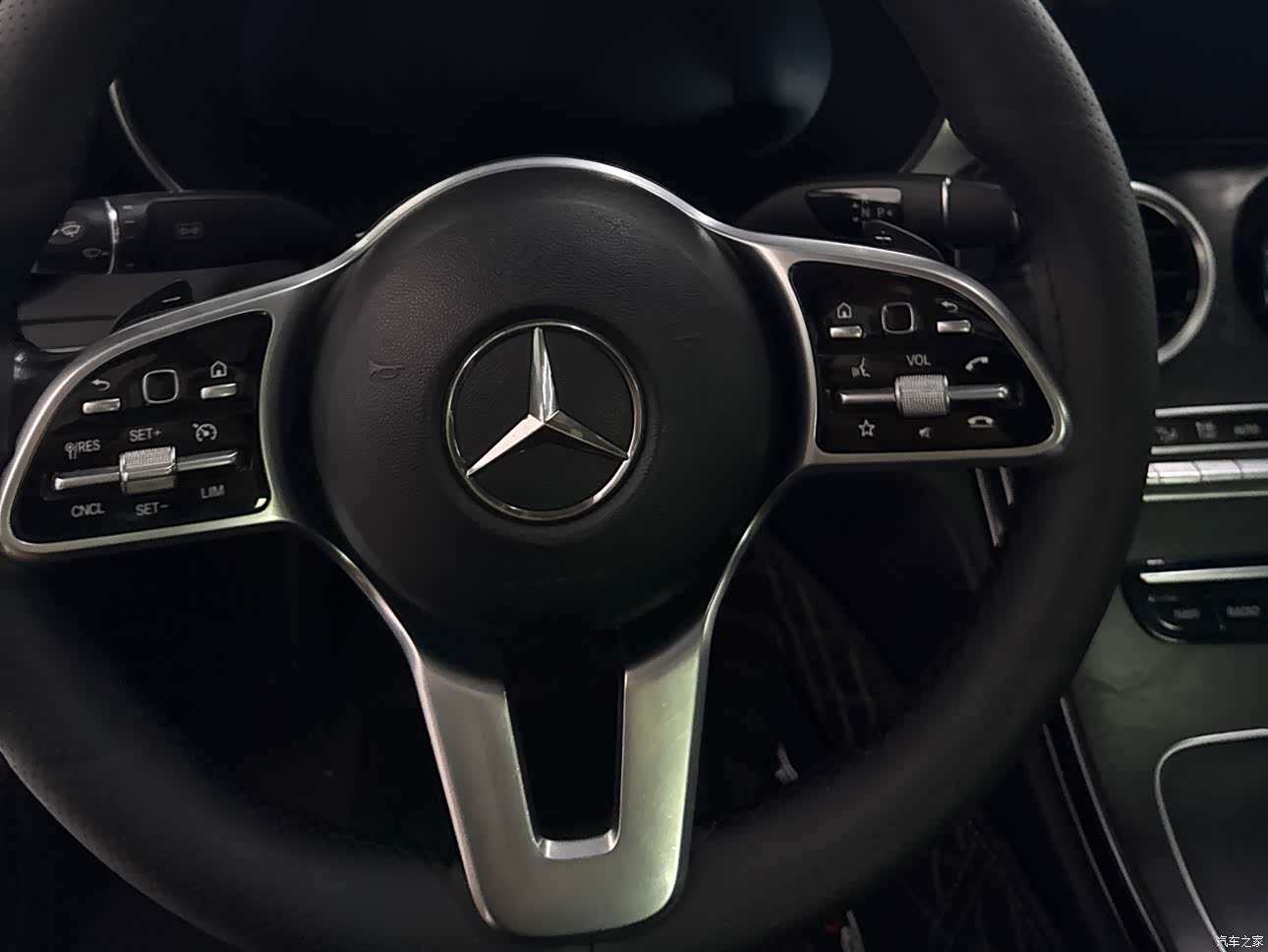 Mercedes-Benz C-Class, 2018 14