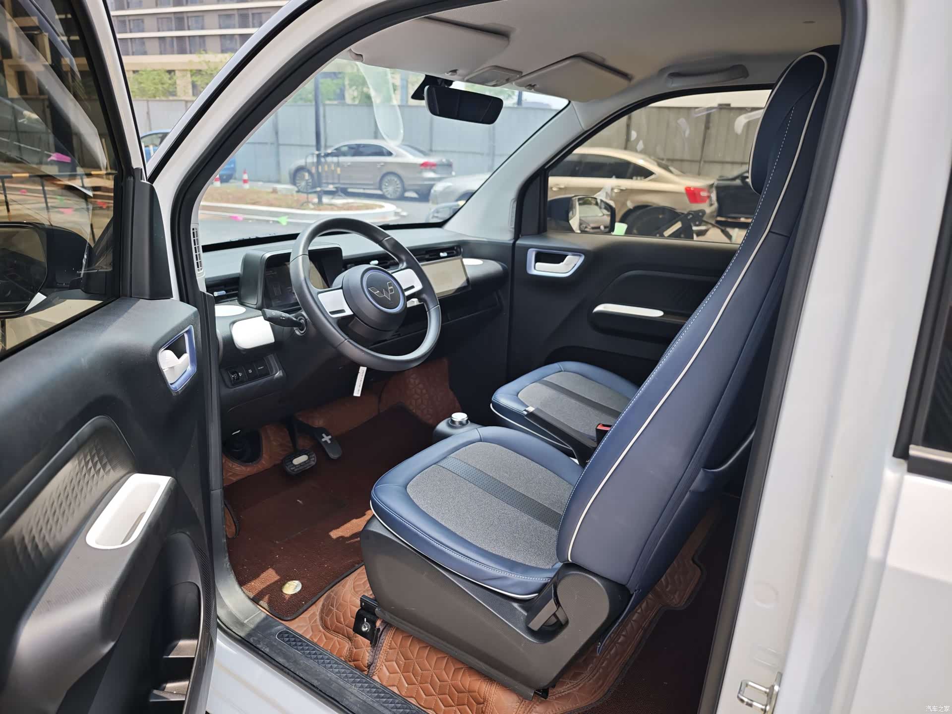 Wuling MINIEV, 2023 7
