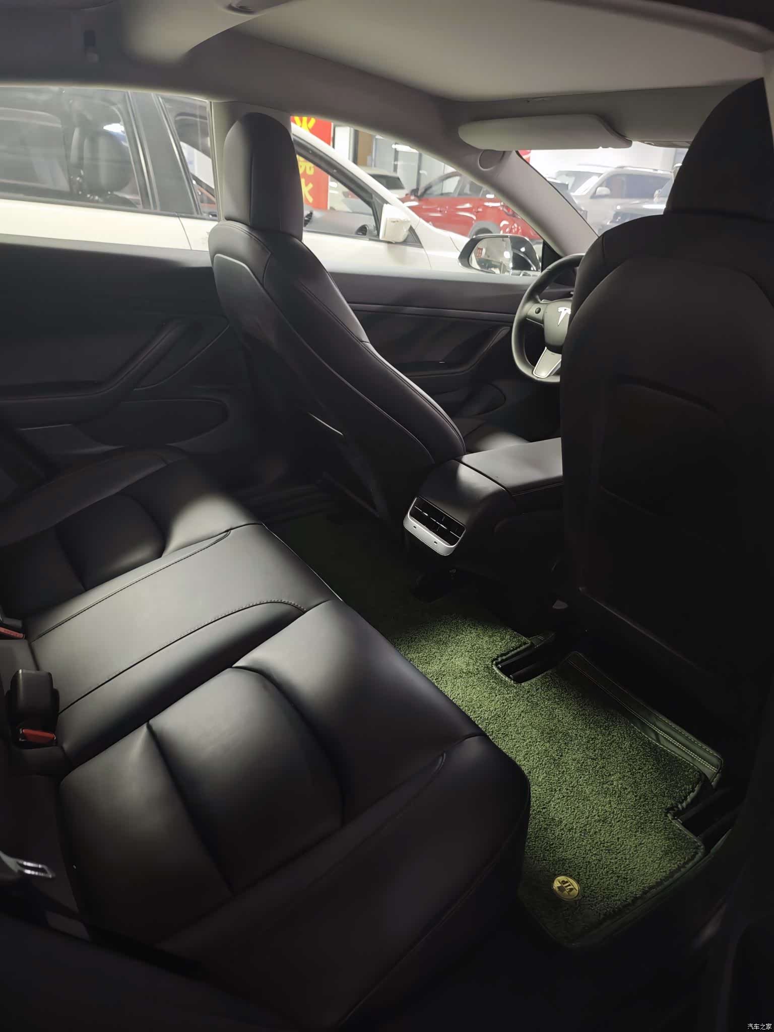 Tesla Model 3, 2020 все фото