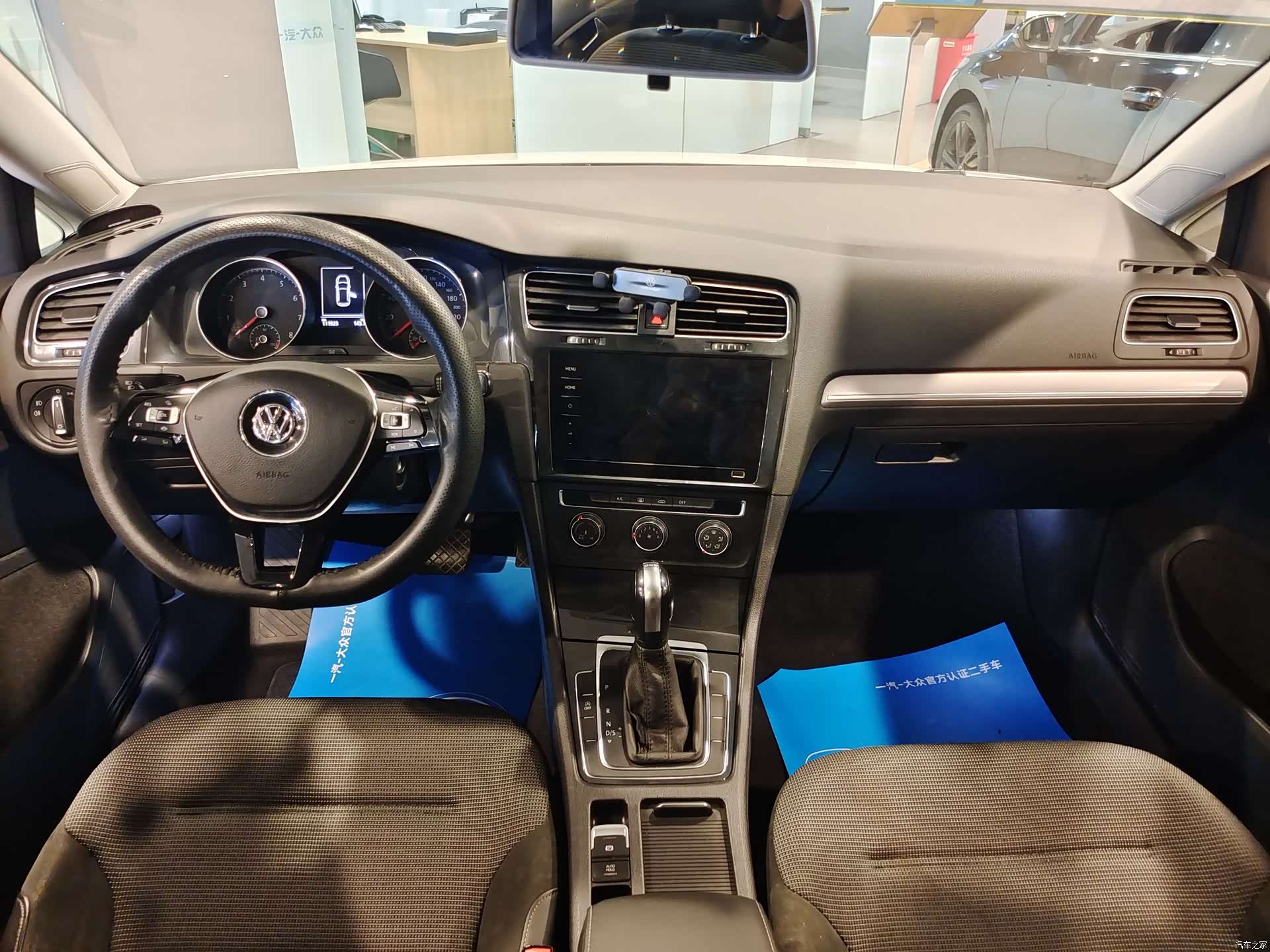 Volkswagen Golf, 2020 7
