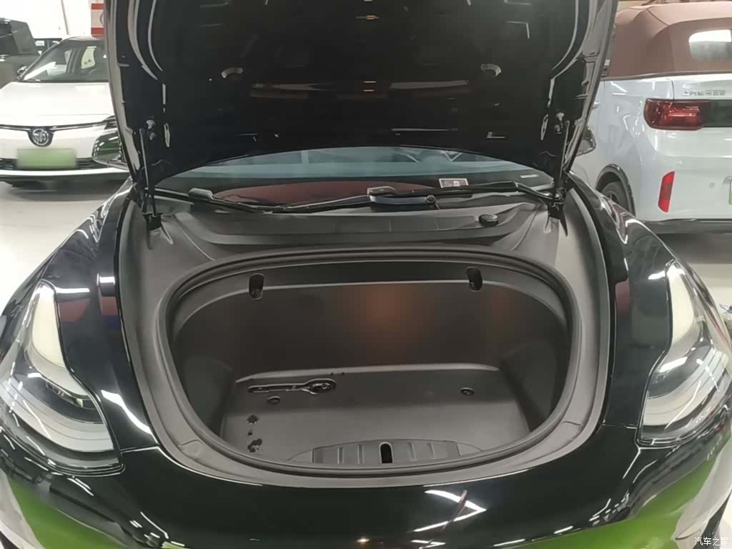 Tesla Model 3, 2020 16