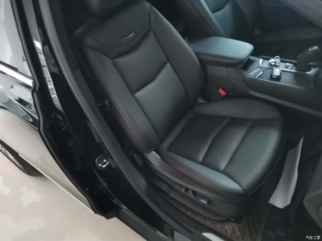 Cadillac XT5, 2022 25