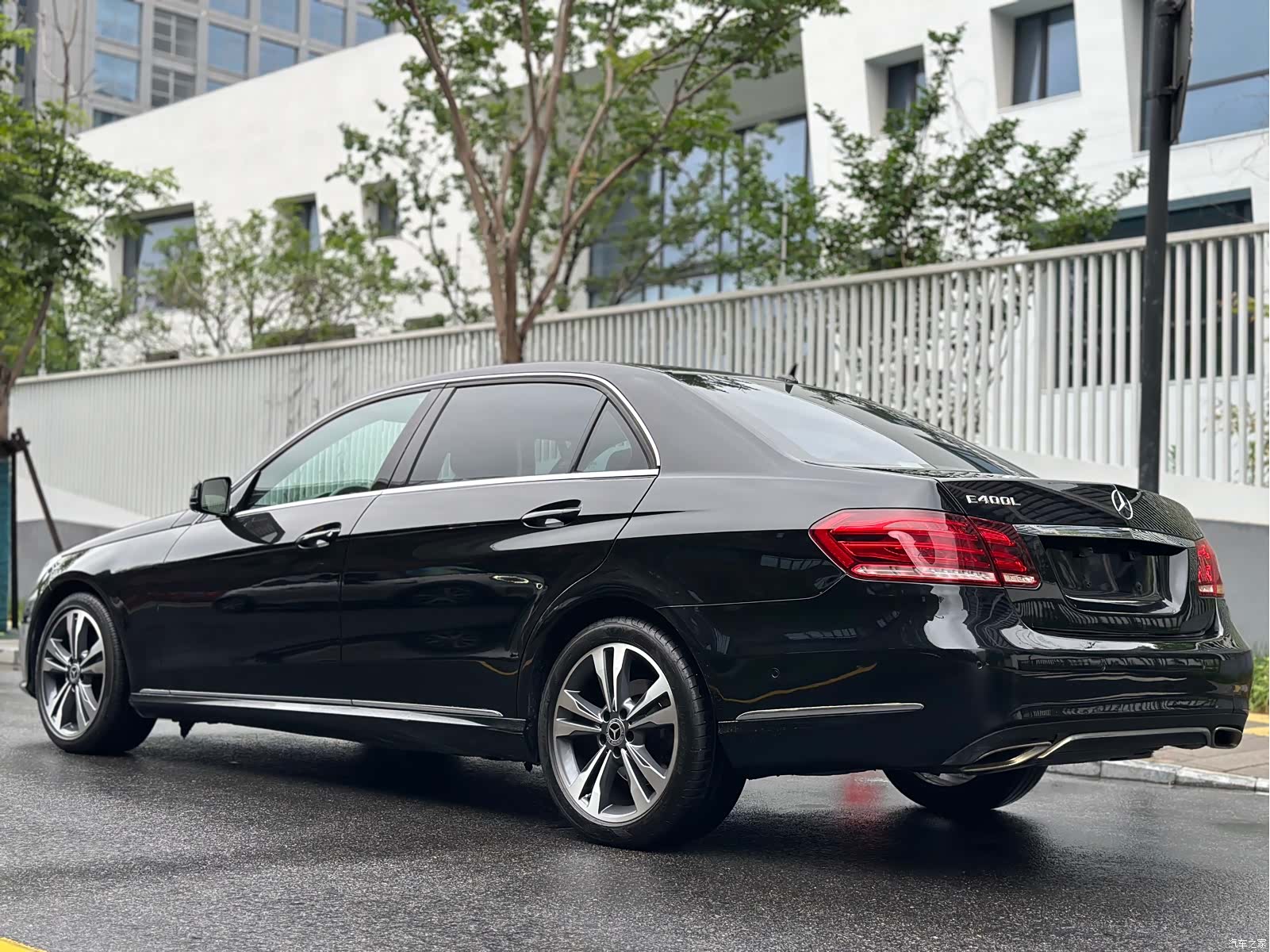 Mercedes-Benz E-Class, 2015 20