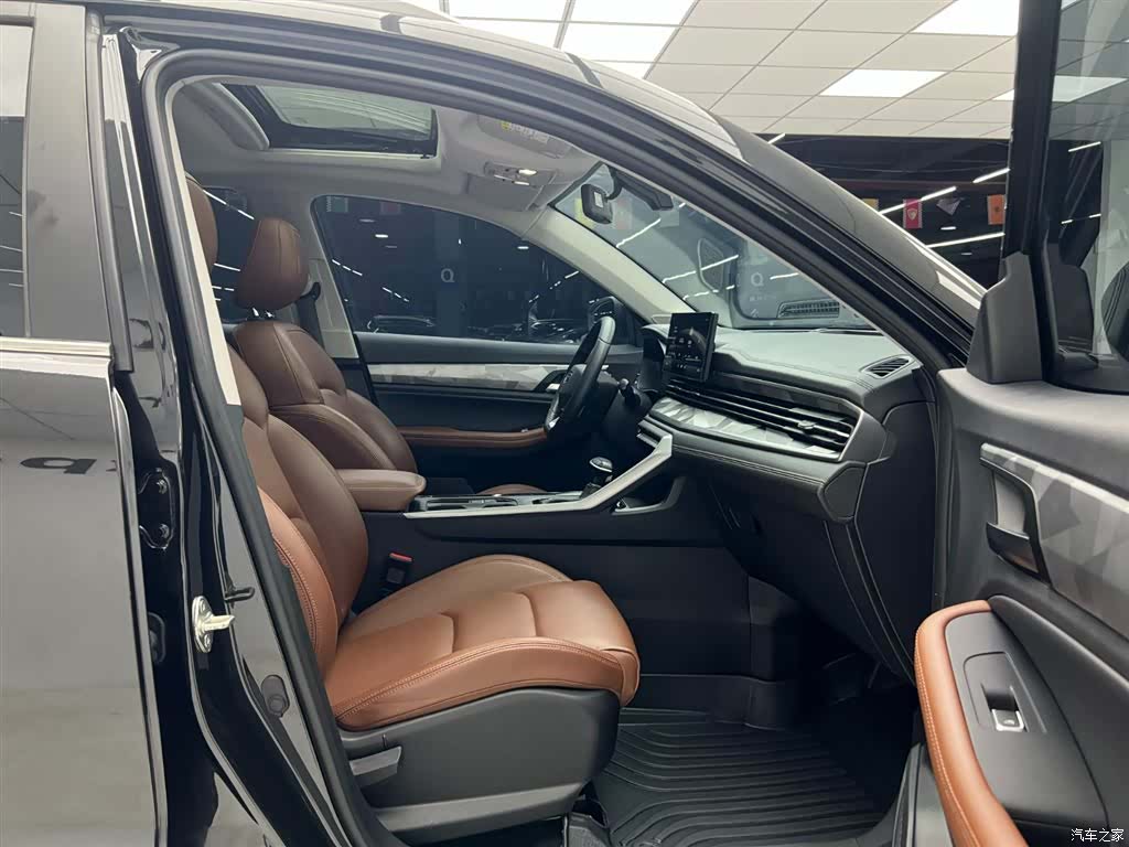 Geely X6, 2022 14