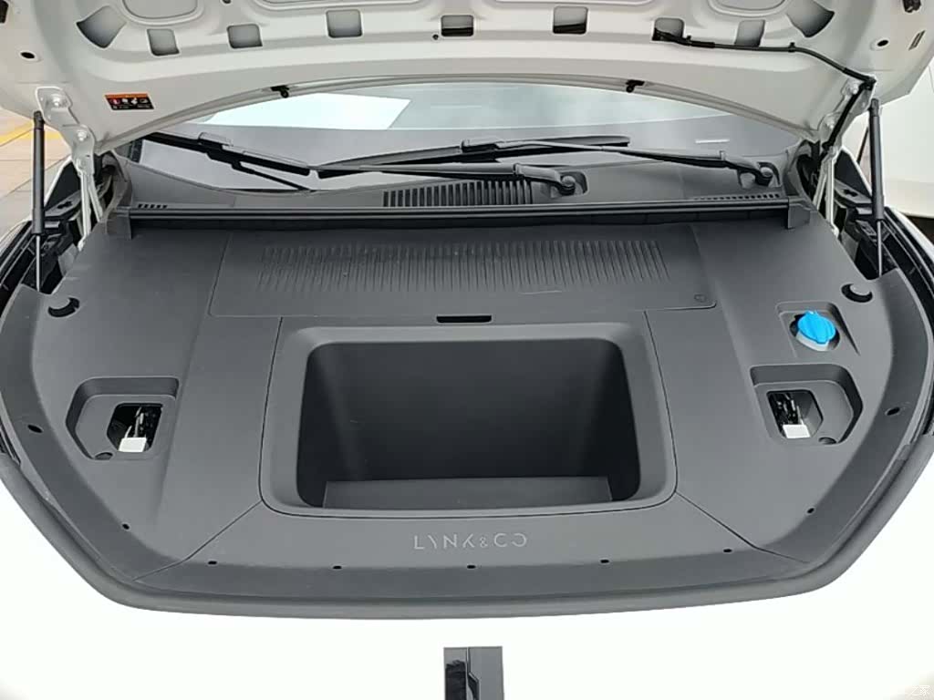 Lynk & Co 02, 2025 20