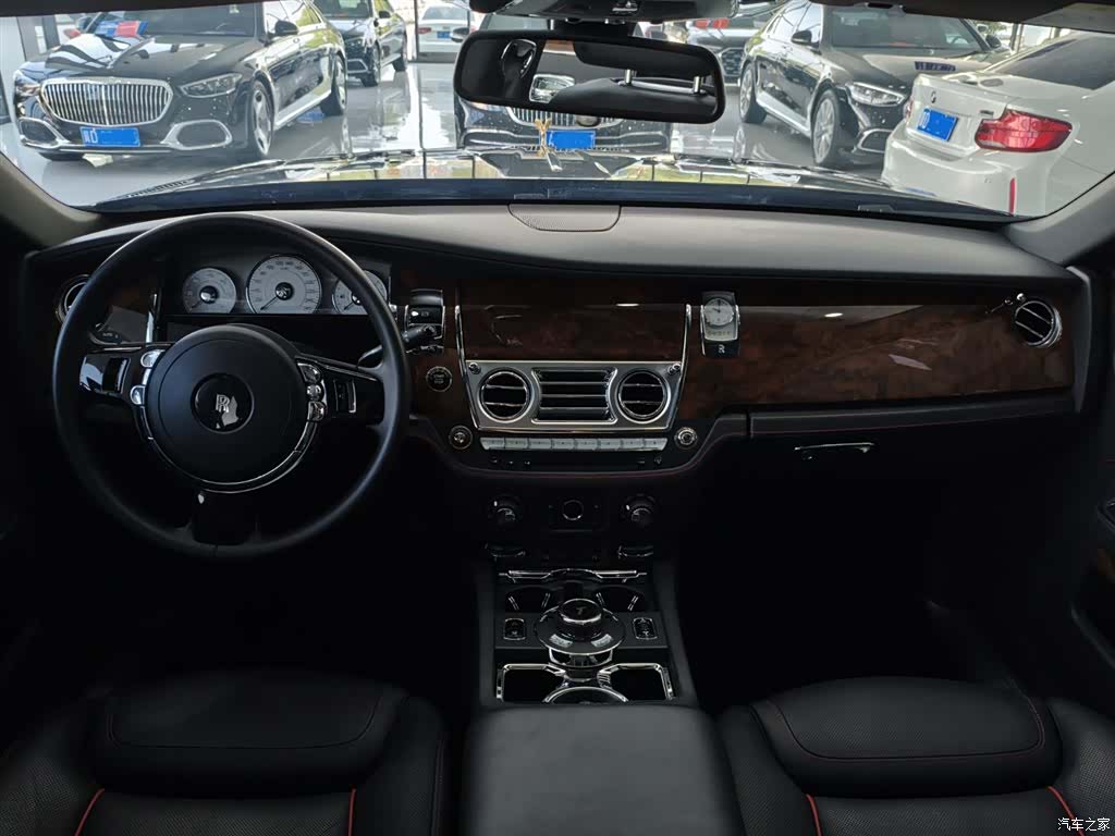 Rolls-Royce Ghost, 2017 13