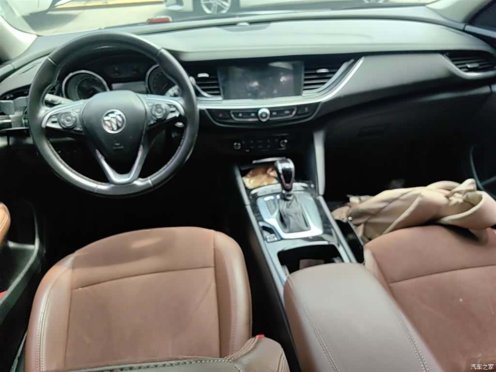 Buick Regal, 2019 10