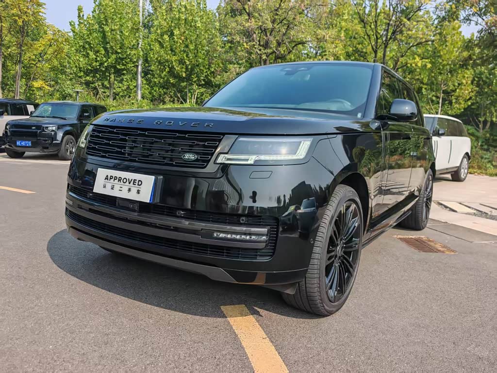 Land Rover Range Rover 2024 3.0 L6 400PS Long Wheelbase