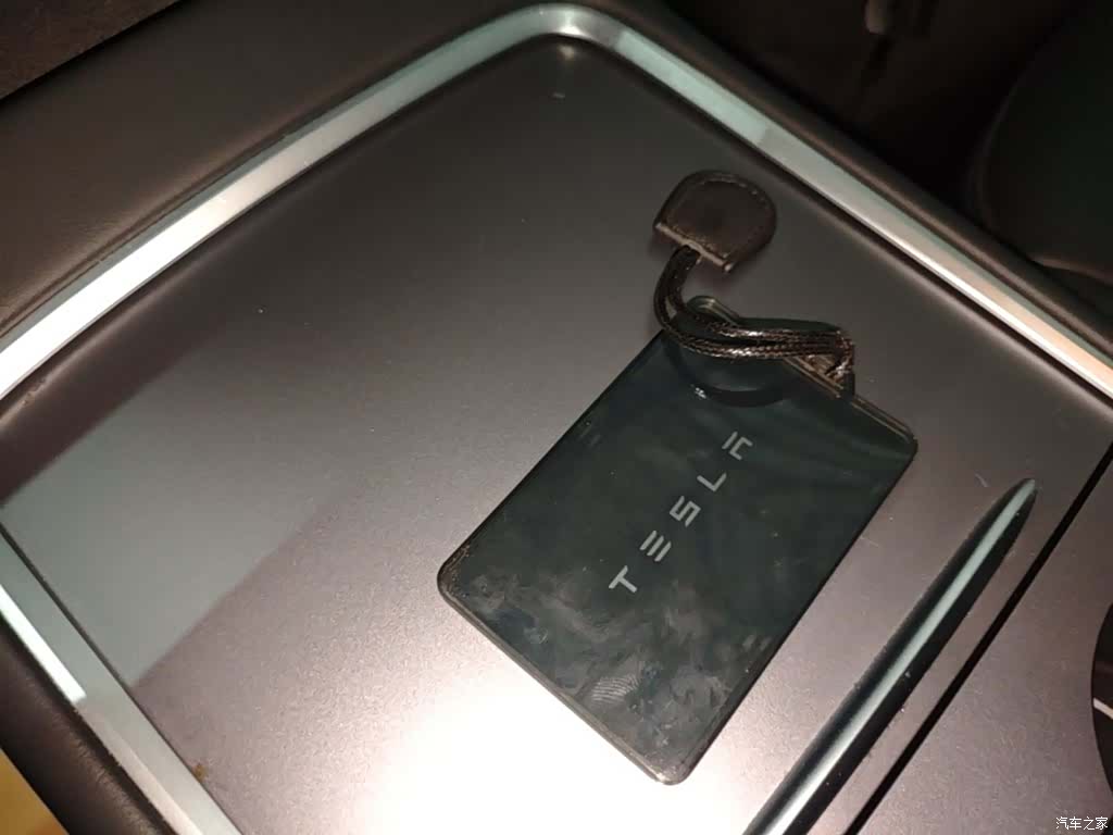 Tesla Model Y, 2021 9