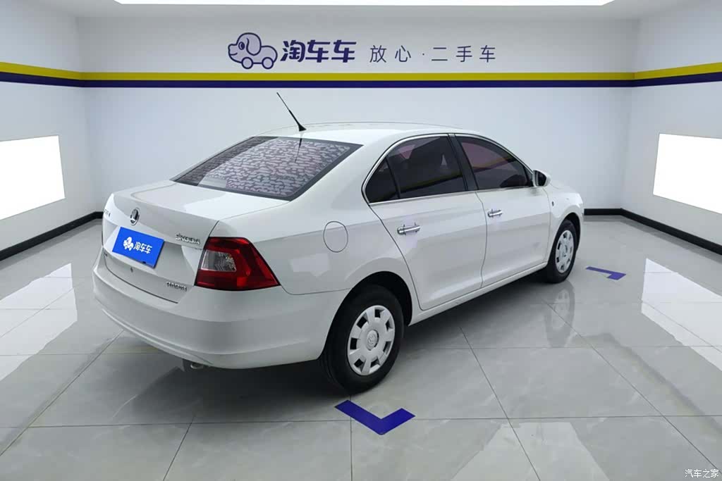 Skoda Rapid, 2016 3