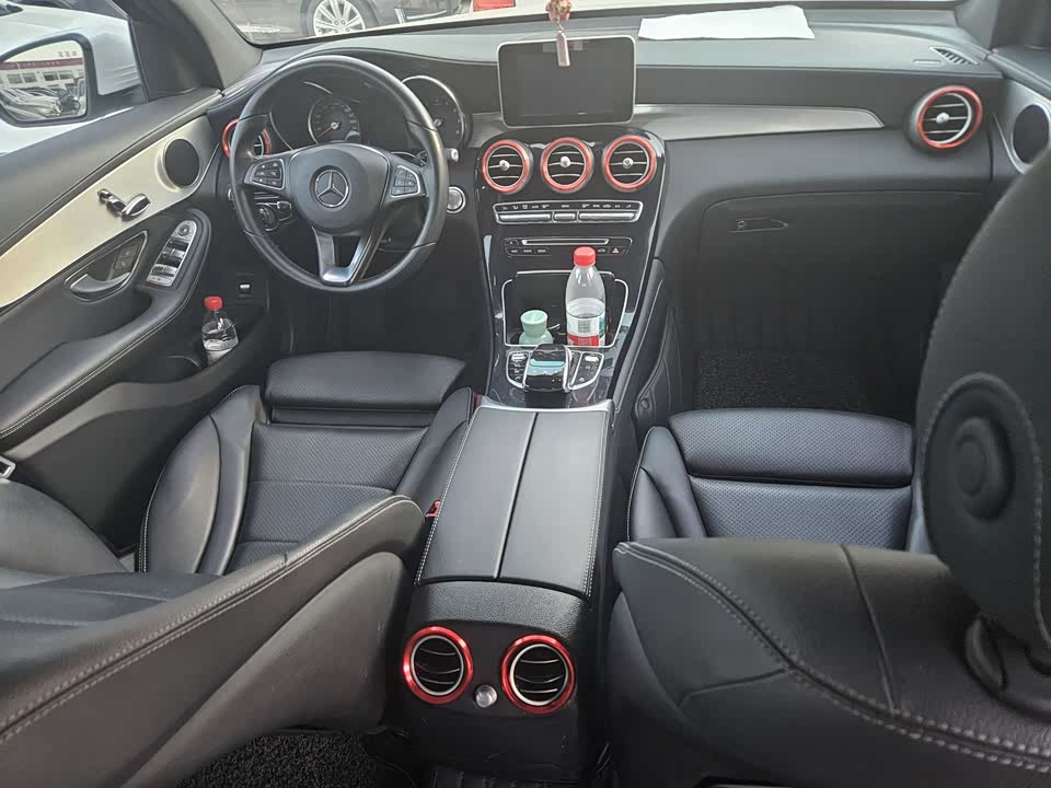 Mercedes-Benz GLC Mercedes-Benz GLC
