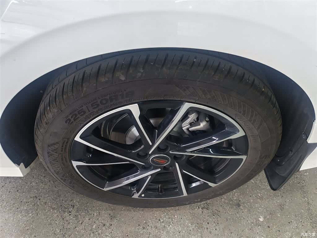 Hongqi H6, 2026 8